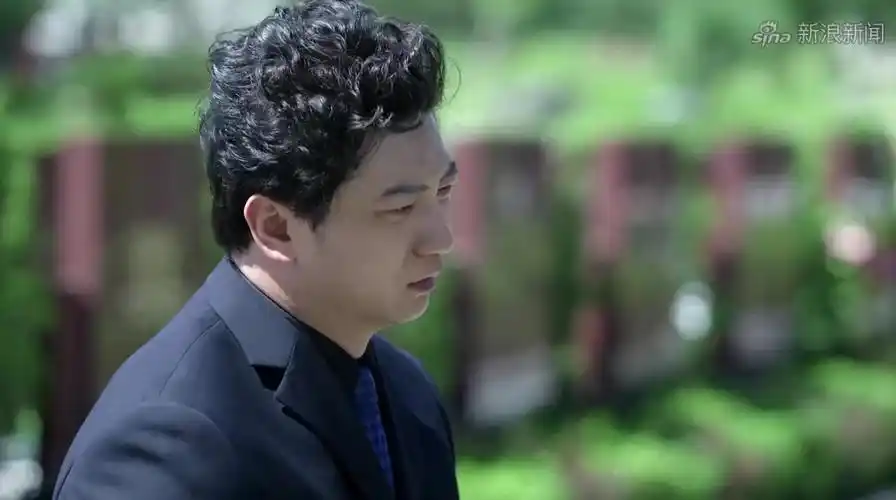 《大丈夫》大结局, 赵康任大伟同时向晓妍求爱, 看晓妍如何选择