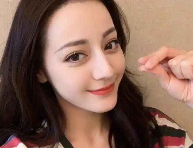 迪丽热巴妆容怎么画人间富贵花迪丽热巴绝美女神妆