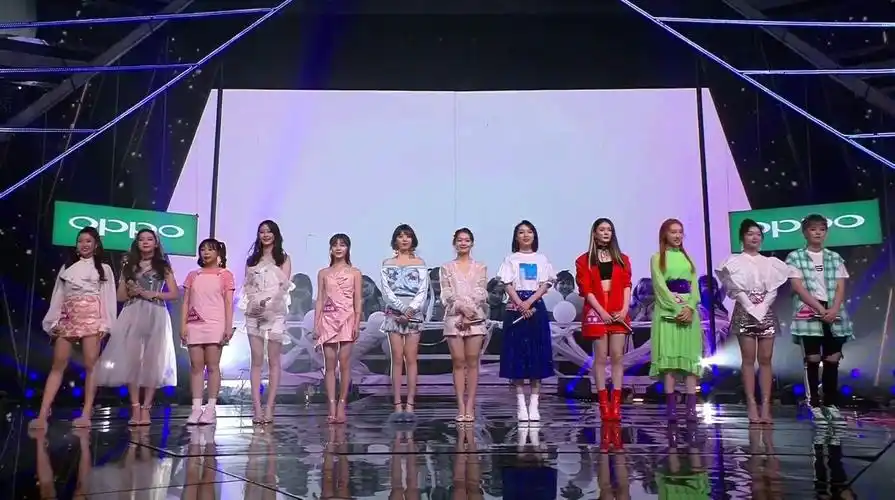 回顾一下2018年的夏天创造101的出道夜vocal组表演