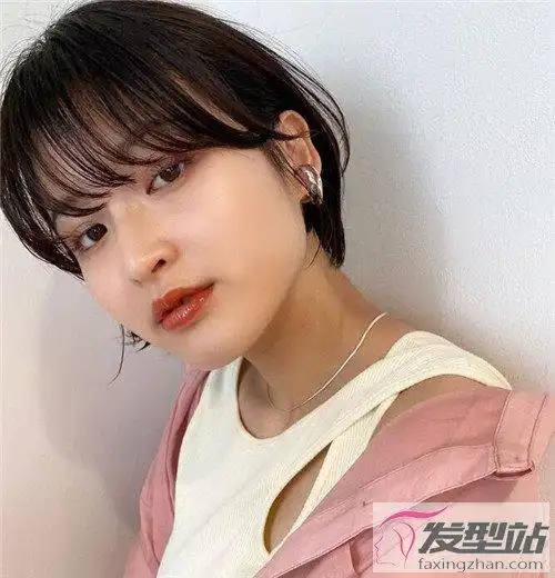 女生秋冬首选短发 日系短发清爽温柔_发型站_最新流行发型设计发型