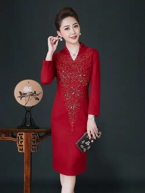 年轻喜婆婆婚宴装高端春季旗袍婚礼妈妈礼服高贵洋气连衣裙秋冬款