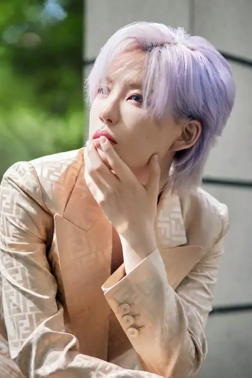 陆柯燃缎面西装造型##glass仲夏篝火之夜