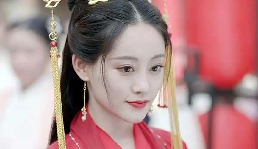 遇龙流萤第三世开启预告中她身穿嫁衣是要嫁给龙王么