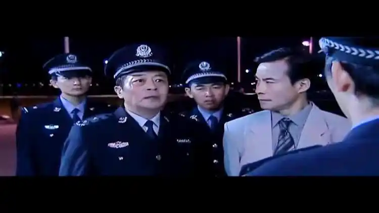 罪域刘东方被免去职务