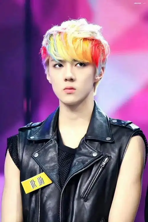 彩虹鹦鹉头时期的67吴世勋