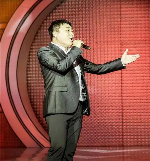 13年前,爆红后承诺,绝不会抛弃糟糠妻的刘大成,他真的做到了吗