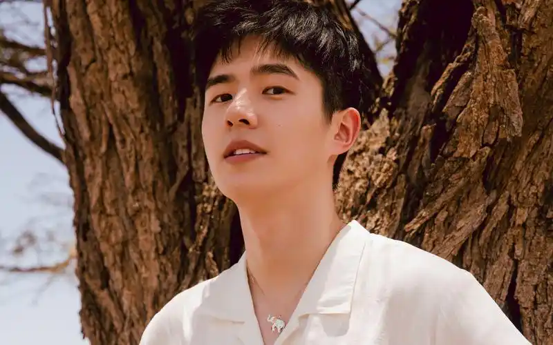 haona记录20190404刘昊然与你从未如此接近刘昊然蒂芙尼非洲保护大象