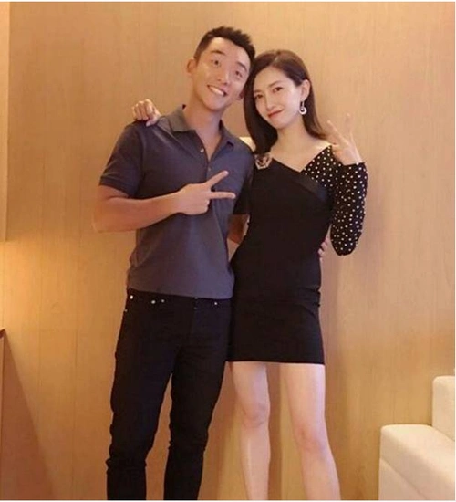 郑恺晒同学聚会曾经老同学现在是什么?