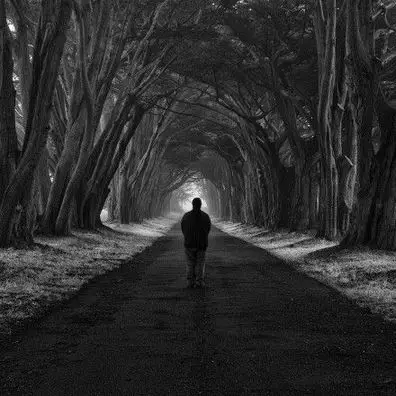 拍摄伤感孤独意境背影图片赏析分享