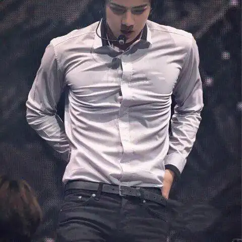 exo吴世勋穿破纽扣呼之而出的胸肌 这是篇肉感满满的分享