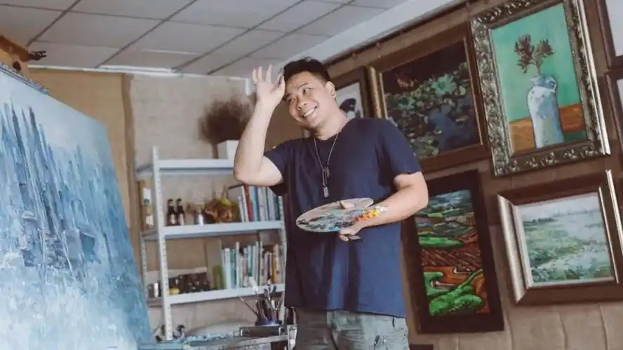 当年他考上中国美院附中,现在在古黄河畔创建一个乌托邦式殿堂!