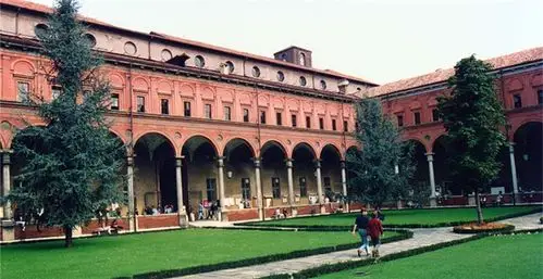 开讲啦!雨果网在米兰圣心天主教大学分享中国电商市场