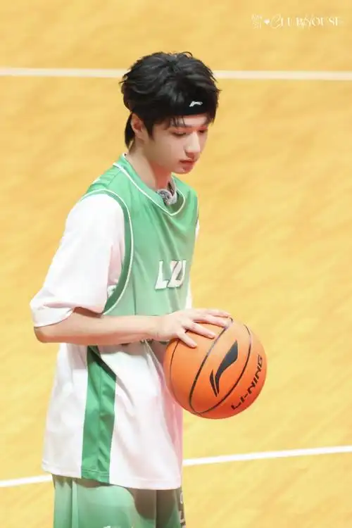 篮球服造型  马嘉祺——啊对对对(功德 7)  丁程鑫——ding  宋亚轩