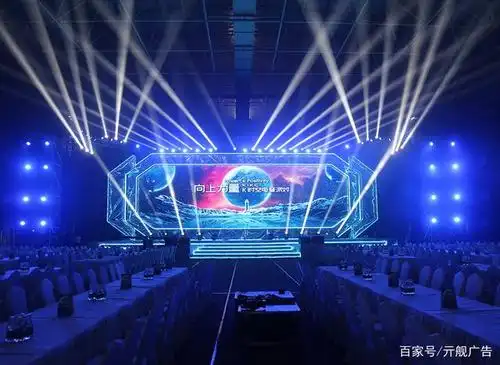 《装台》:舞台需要的,不只是装台人