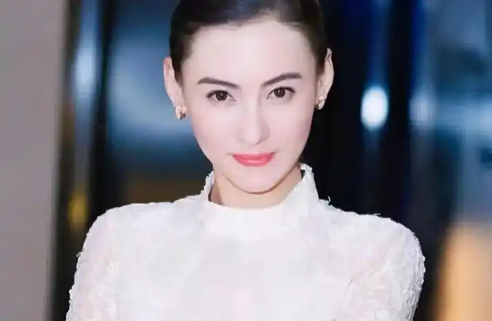 张柏芝有3个帅气儿子自称还想生四胎已经40的她能如愿吗