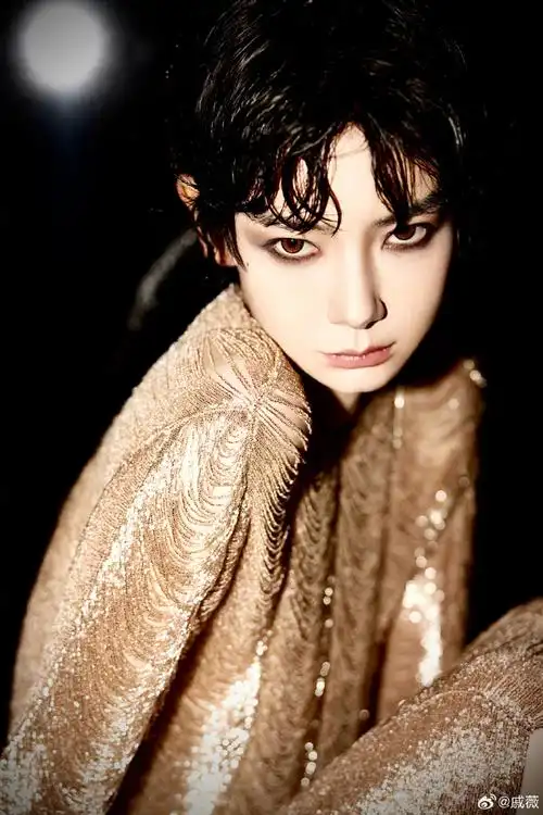 hello时装周##戚薇时尚图鉴