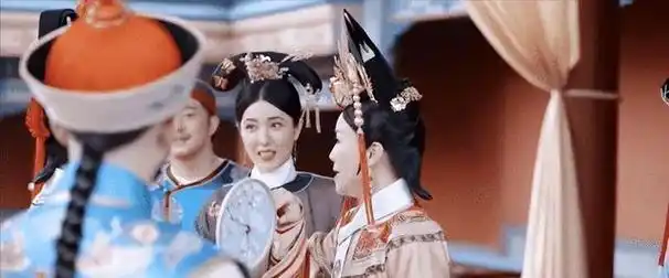 "隐形富婆"杨紫:和顶流男星处成"兄弟情",却遭那英区别对待