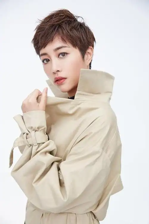 张龄心:不结婚也不要孩子,老了就去养老院,如今她打了自己的脸