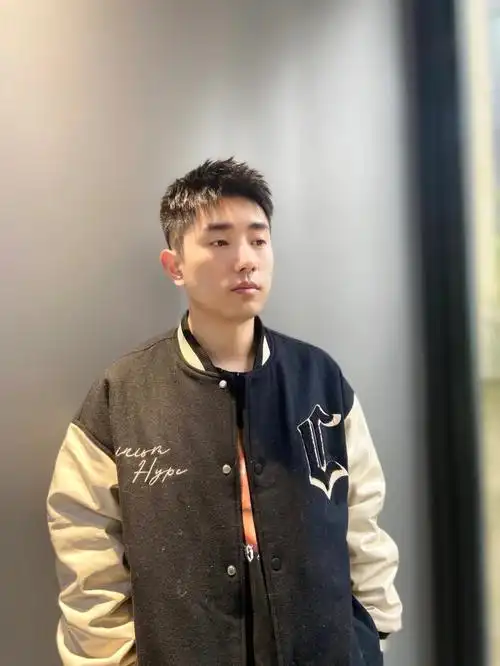 男生一定要尝试的发型立体碎盖