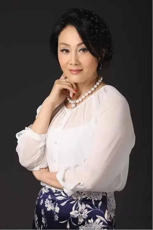 王姬绝美照片_网易订阅