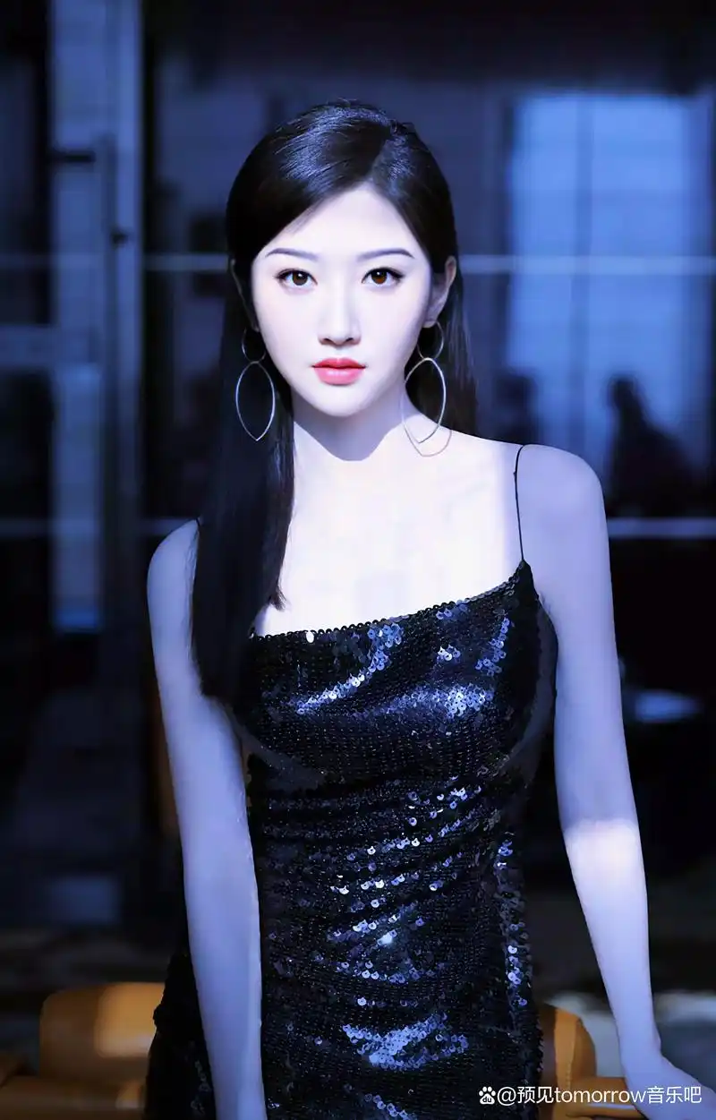 长相甜美的女明星景甜