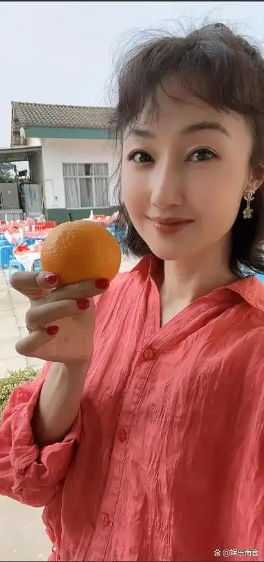 《正阳门下》十年回顾:孟家姐妹命不同,小杏忙拍戏小枣息影退圈