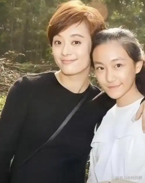 孙俪算不算顶级大美女看她和章子怡等人的合照就有答案了