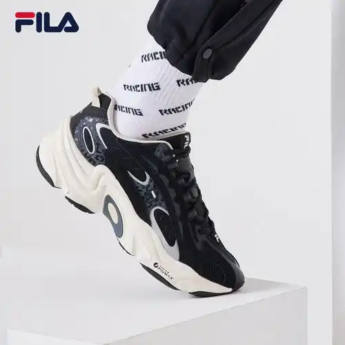 fila斐乐跑步鞋小豹鞋男鞋2020秋冬季新款轻便复古ins潮流运动鞋