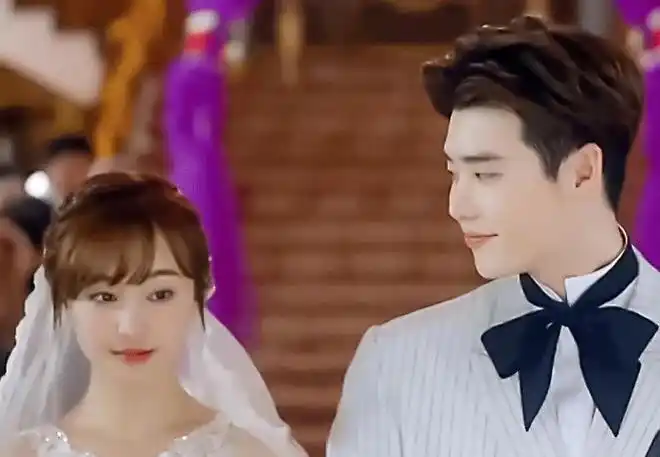 郑爽李钟硕结婚照被疯传看到两人对视那刻这画面过于高甜