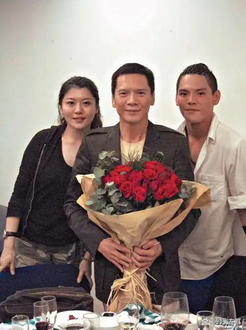 向华强的"隐形女儿":母亲是李小龙情人,44岁身价过亿未婚未育