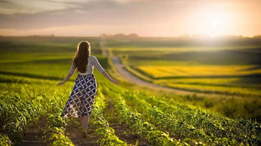 农场,女孩,裙子,公路,背景,唯美壁纸高清大图预览1920x1080_唯美壁纸