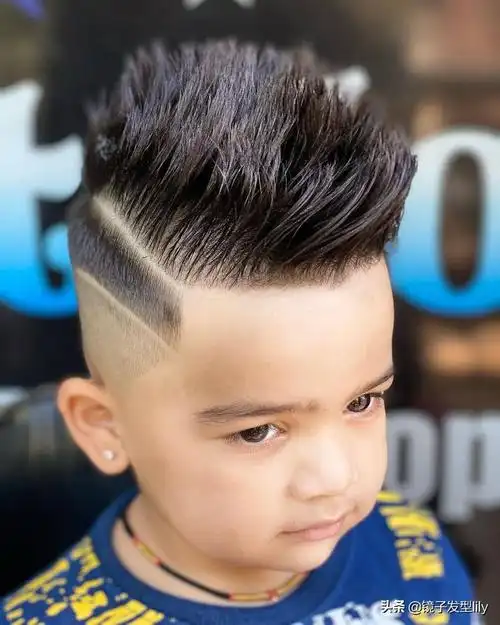 小孩发型图片男短发(今夏小男孩别再剪锅盖头了) - 赤虎壹号