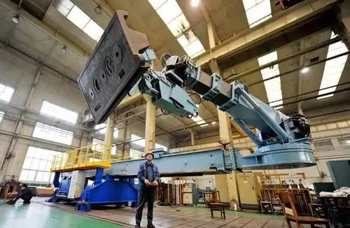 大国重器:大型液压机械手,负载3吨