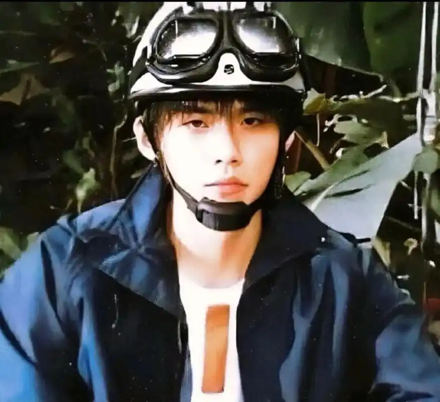 周杰伦 #颜值巅峰 #分享照片 - 抖音