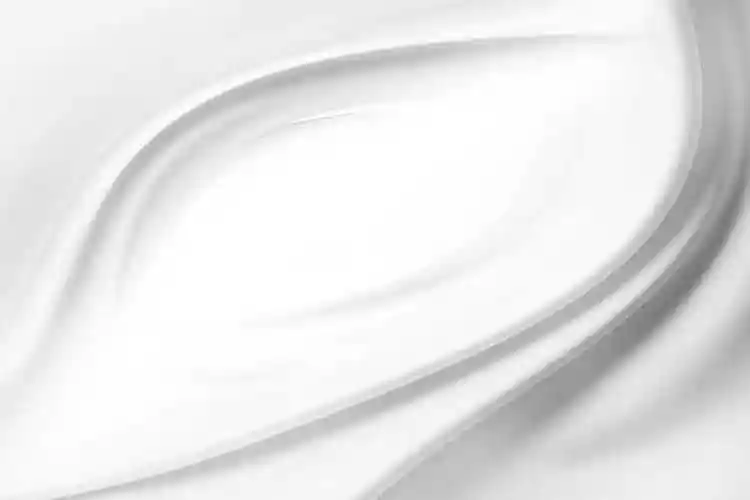白色背景上白色波纹丝绸
