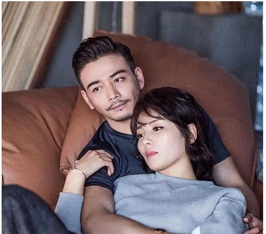 杨烁暴露真实自我,与刘涛传出绯闻,引爆舆论热议!