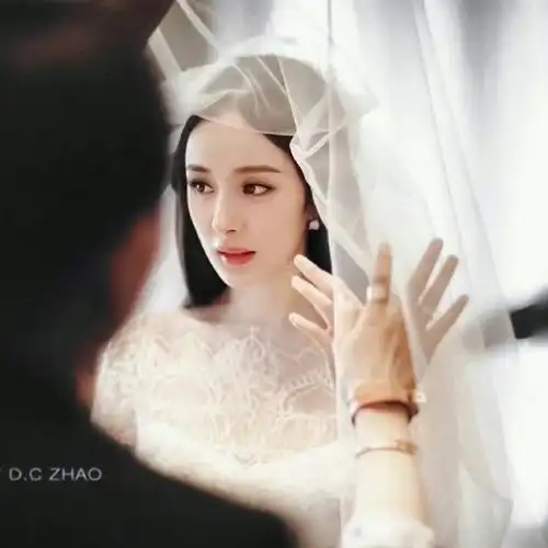 感叹下杨幂结婚时巨美