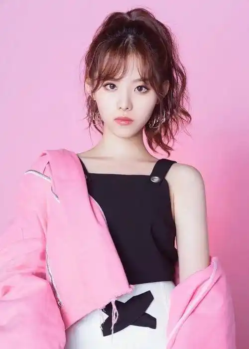 参演过《醉玲珑》《遇龙》,还改名了_王婷_剧中_董颜