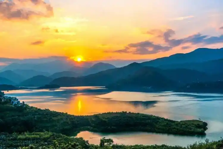 康养盐边丨冬日暖阳 水墨画廊