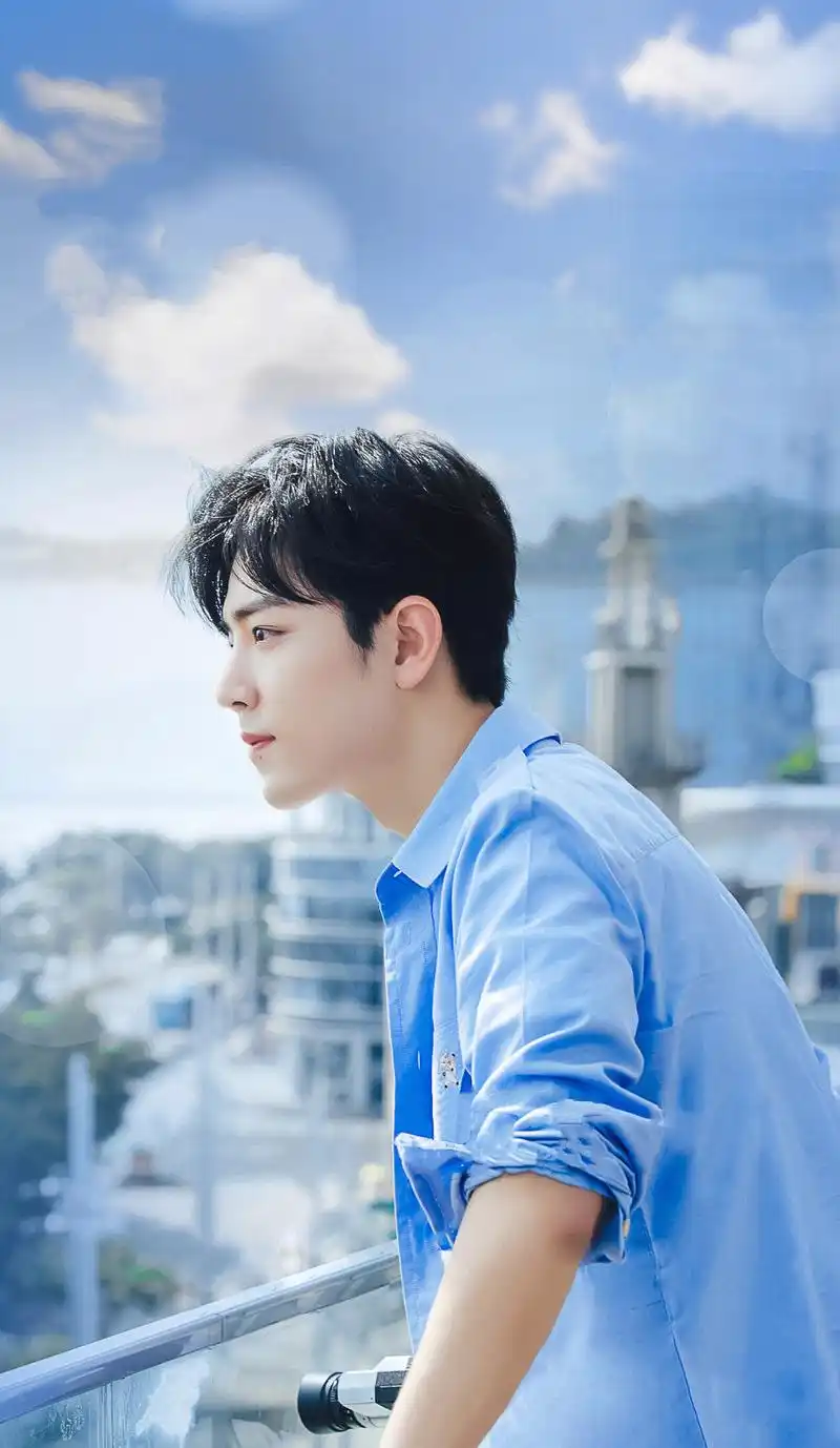 「壁纸分享」肖战新春壁纸