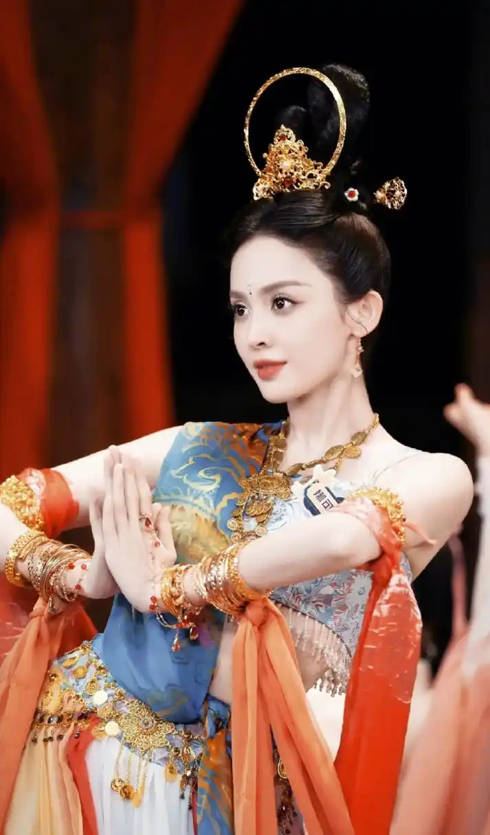 那些惊艳到你的女明星# 娜扎敦煌飞天神女的形象,恰似九天玄女下凡来