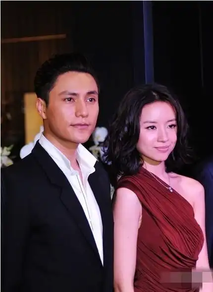 陈坤和董洁是什么关系?是陈尊佑的生母吗?陈坤为什么多年没有结婚?