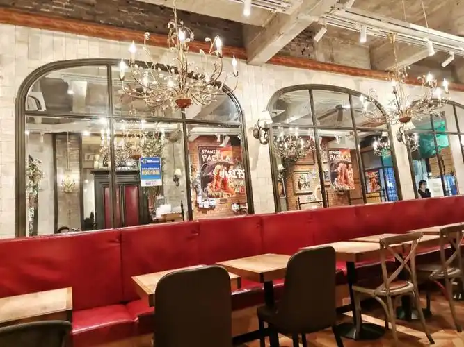 玛格萝妮比萨屋