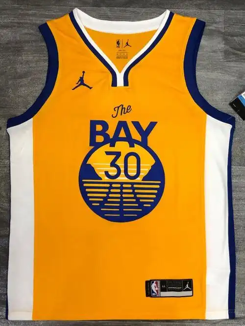 21赛季勇士队飞人主题限定 30号库里6号尼克杨11号 汤普森nba球衣