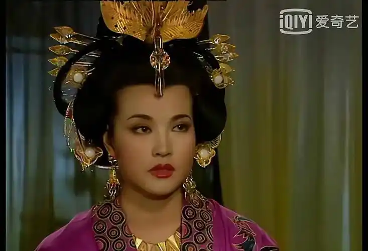 武则天的扮演者,为何冯宝宝,潘迎紫,刘晓庆都让人印象深刻?