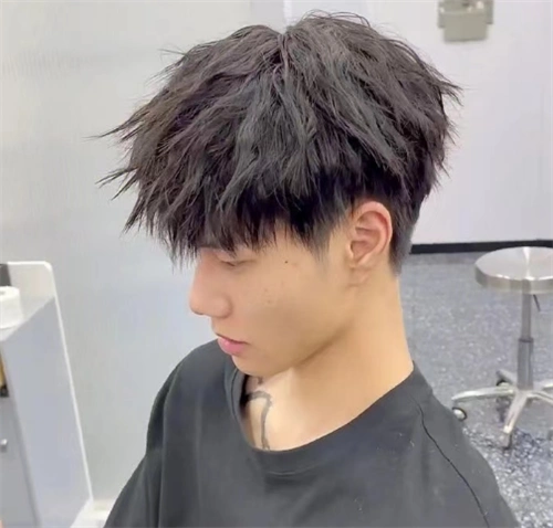 帅气清爽摩根烫 16-35岁男生烫发_男生烫发 - 美发站