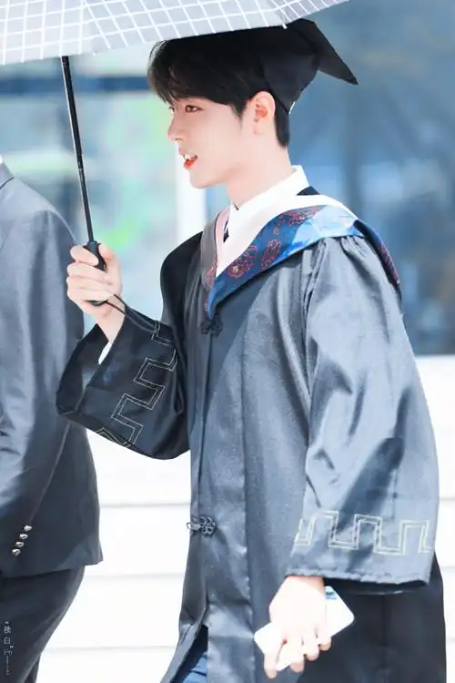 top级别的明星校服造型##肖战