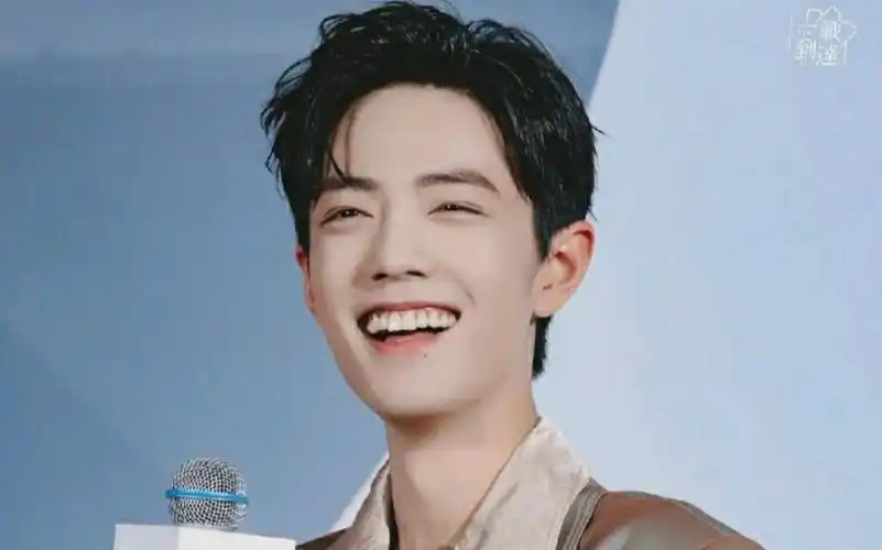 活动作品肖战笑如清风明月眼有星辰大海看看小赞的笑容回回血吧