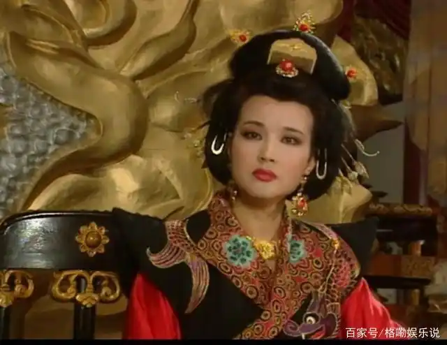 对了,刘晓庆的《武则天》,你最喜欢的是哪一位女演员的角色呢?