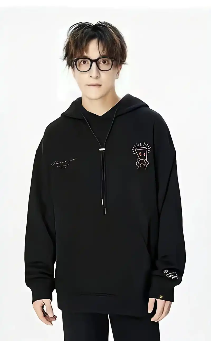 薛之谦 是2021年啊… - 抖音